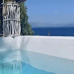 Seaview Mini With Private Pool - 200 Metres From The 빌라